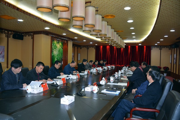 市人大常委会召开党组（扩大）会议