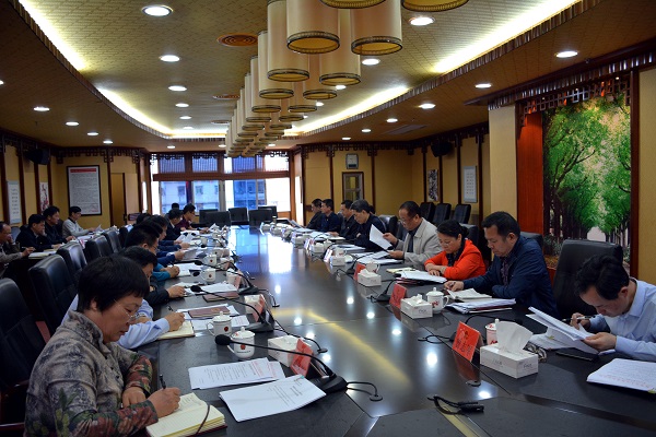 市人大常委会召开党组（扩大）会议