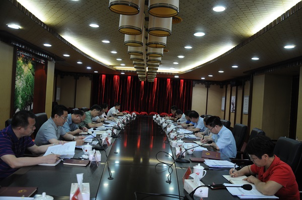 市人大常委会召开党组扩大会议