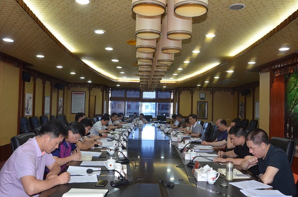 市人大常委会召开党组（扩大）会议