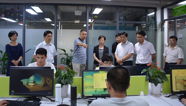 市人大常委会组织调研我市就业和再就业工作情况（三）