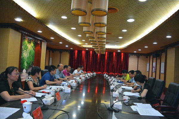 市人大常委会视察我市示范性高中教育教学工作情况（一）