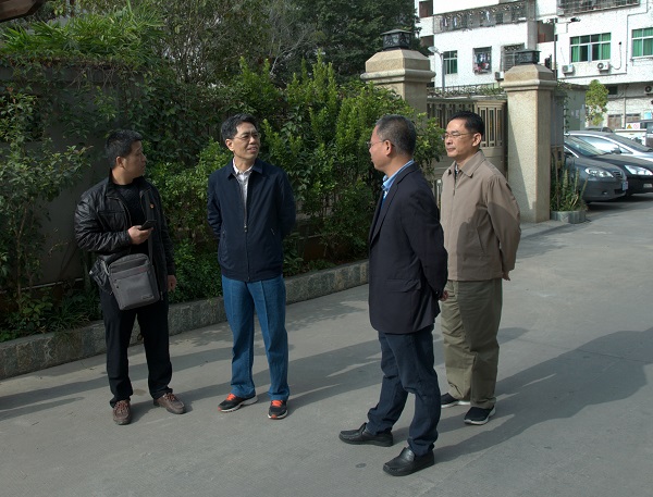 认真查缺补漏提升创文水平