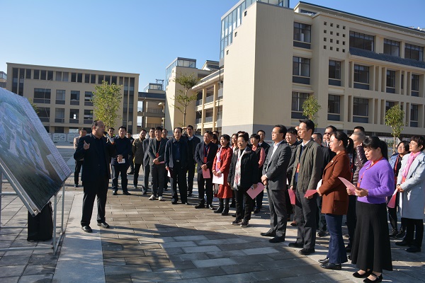 市人大常委会组织全国、省人大代表开展集中视察活动（三）