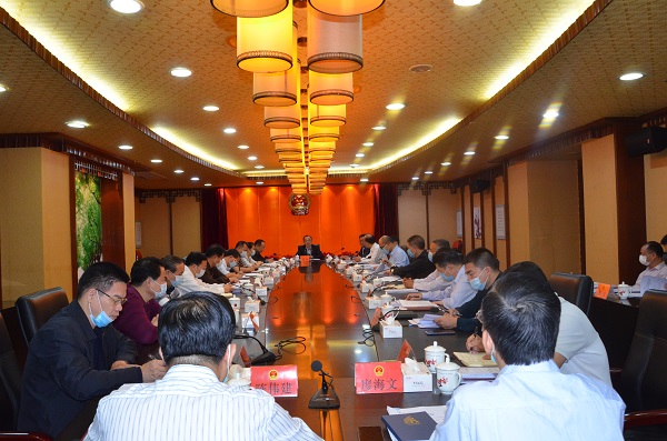 市七届人大常委会召开第62次主任会议