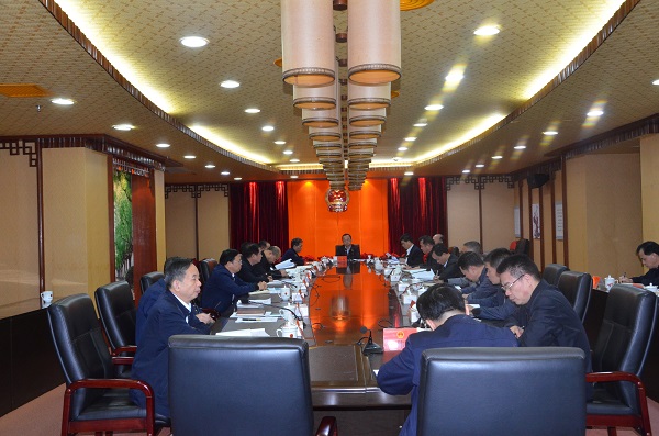 市人大常委会召开党组理论学习中心组学习会暨党组（扩大）会议