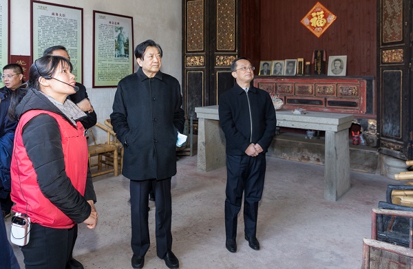 贵州省人大常委会考察组来梅考察