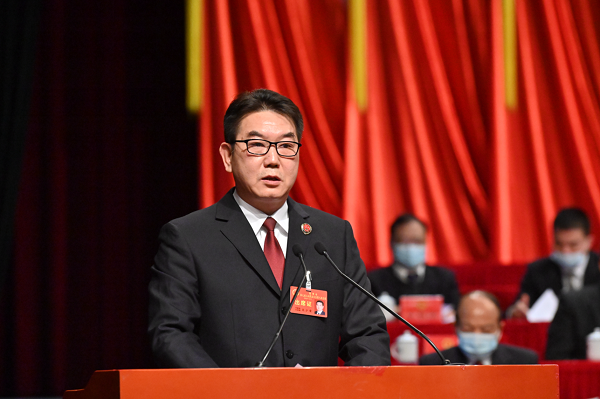 吴少荣检察长作市人民检察院工作报告