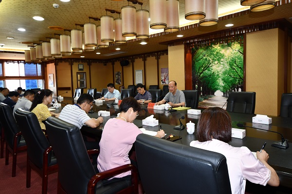市人大常委会党员领导干部分别讲专题党课