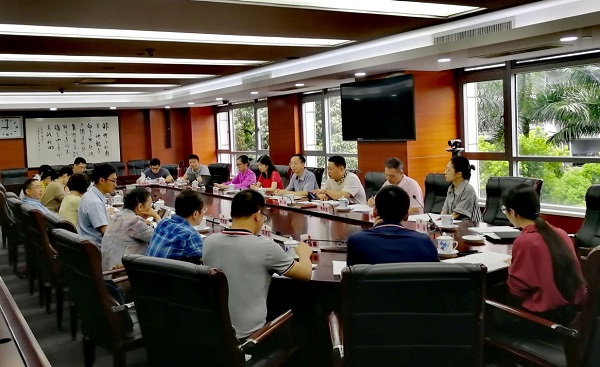 梅州市人大常委会制定出台《梅州市农村生活垃圾管理条例》