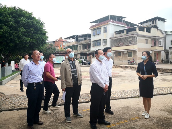 汕尾市人大制度研究会考察组来梅考察（一）