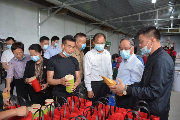 市人大常委会开展客家菜传承发展促进条例立法调研 余其豹蓝伟东刘锐清参加