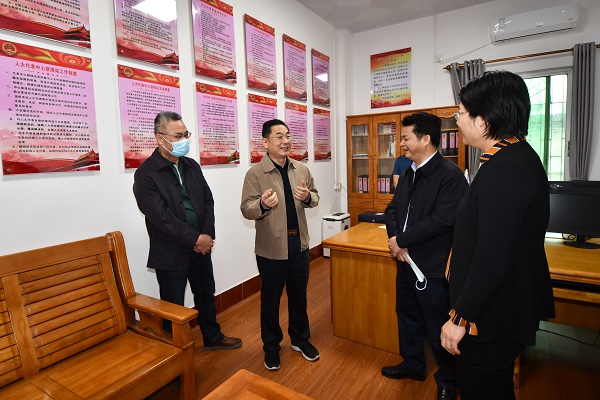 黄立强到蕉岭县开展专题调研