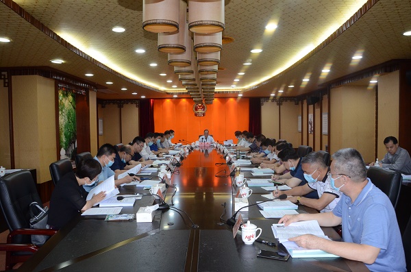 市八届人大常委会召开第7次主任会议