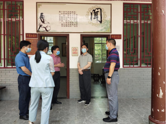 市人大常委会副主任黄立强到蕉岭县三圳镇调研