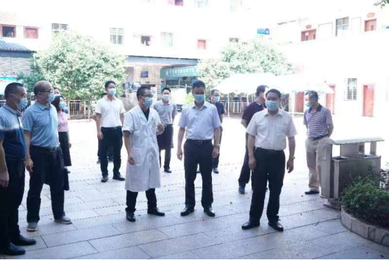 张达宏到合水镇开展人大代表主题活动