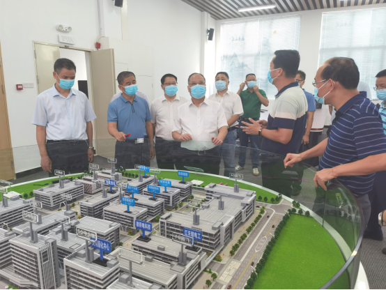 市人大常委会调研人大代表重点建议办理情况