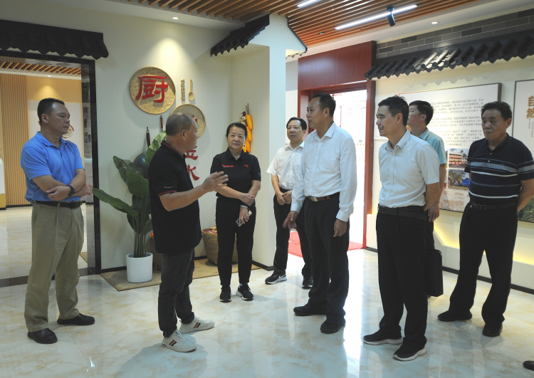 省人大常委会“百千万工程”调研组来梅调研
