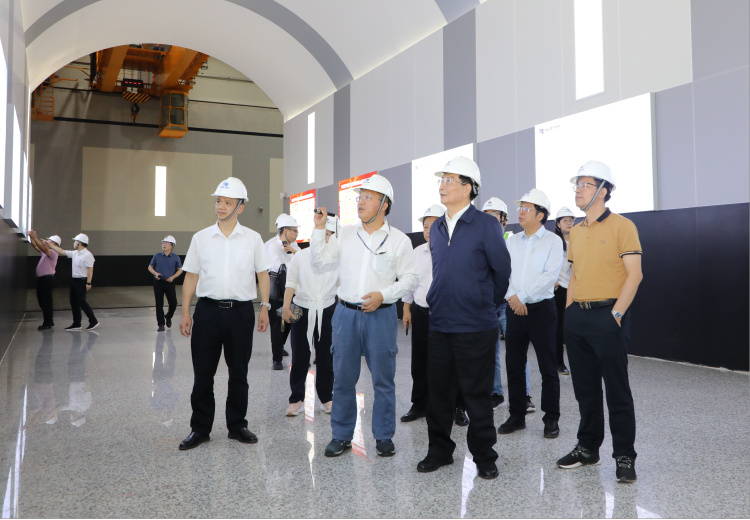 黄宁生来梅开展定点联系工作