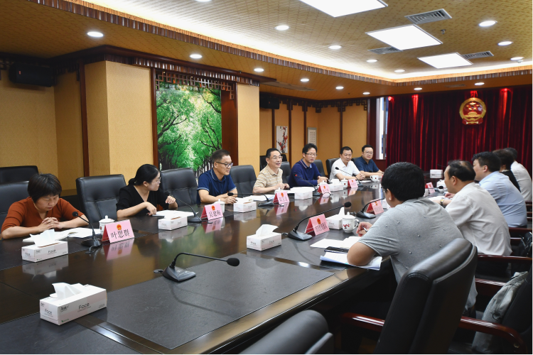 以“人大之问”加快整改落实