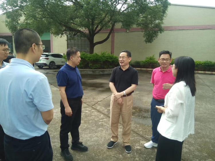 抢抓机遇推动经济高质量发展