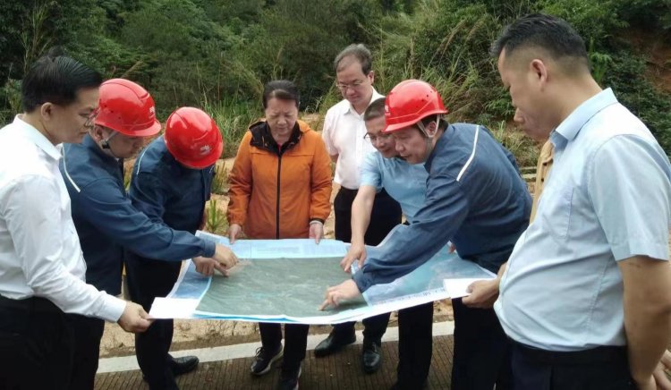 协调解决问题 推进项目建设